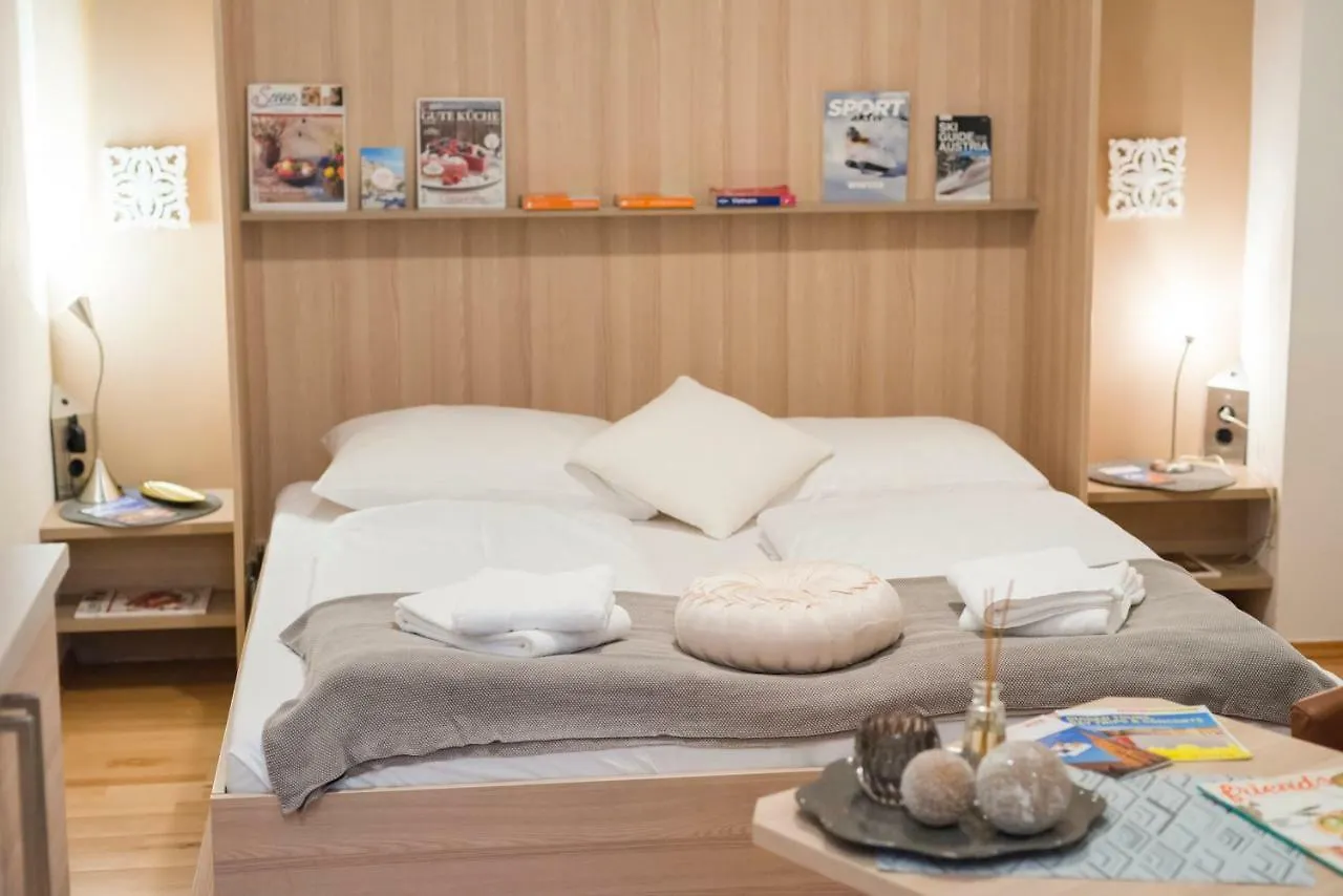 Tiny Hideaway Apartment Vienna 0*,  Austria