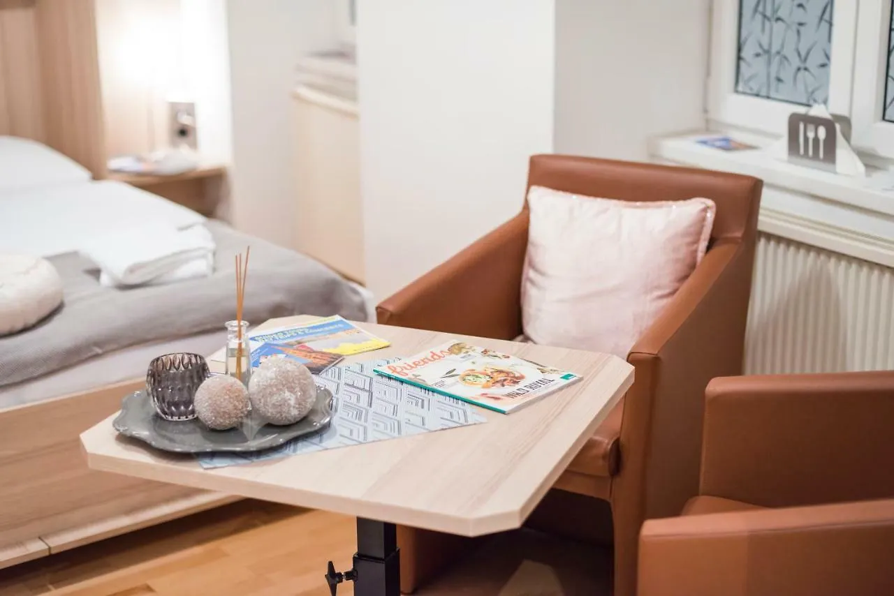 Tiny Hideaway Apartment Vienna