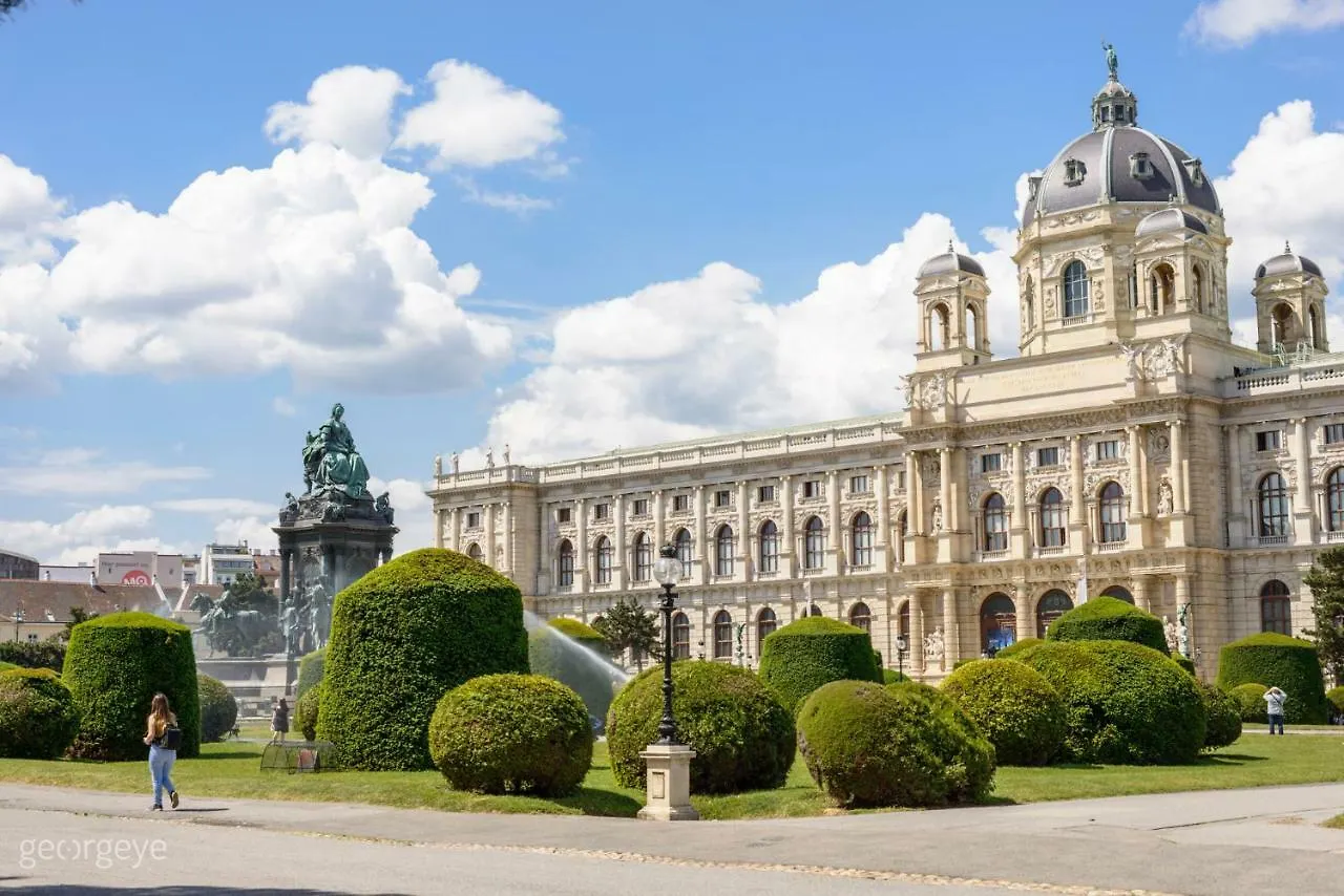 Tiny Hideaway Apartment Vienna 0*,  Austria